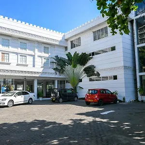  Hotel The Kings Bay By Silvas Sri Lanka